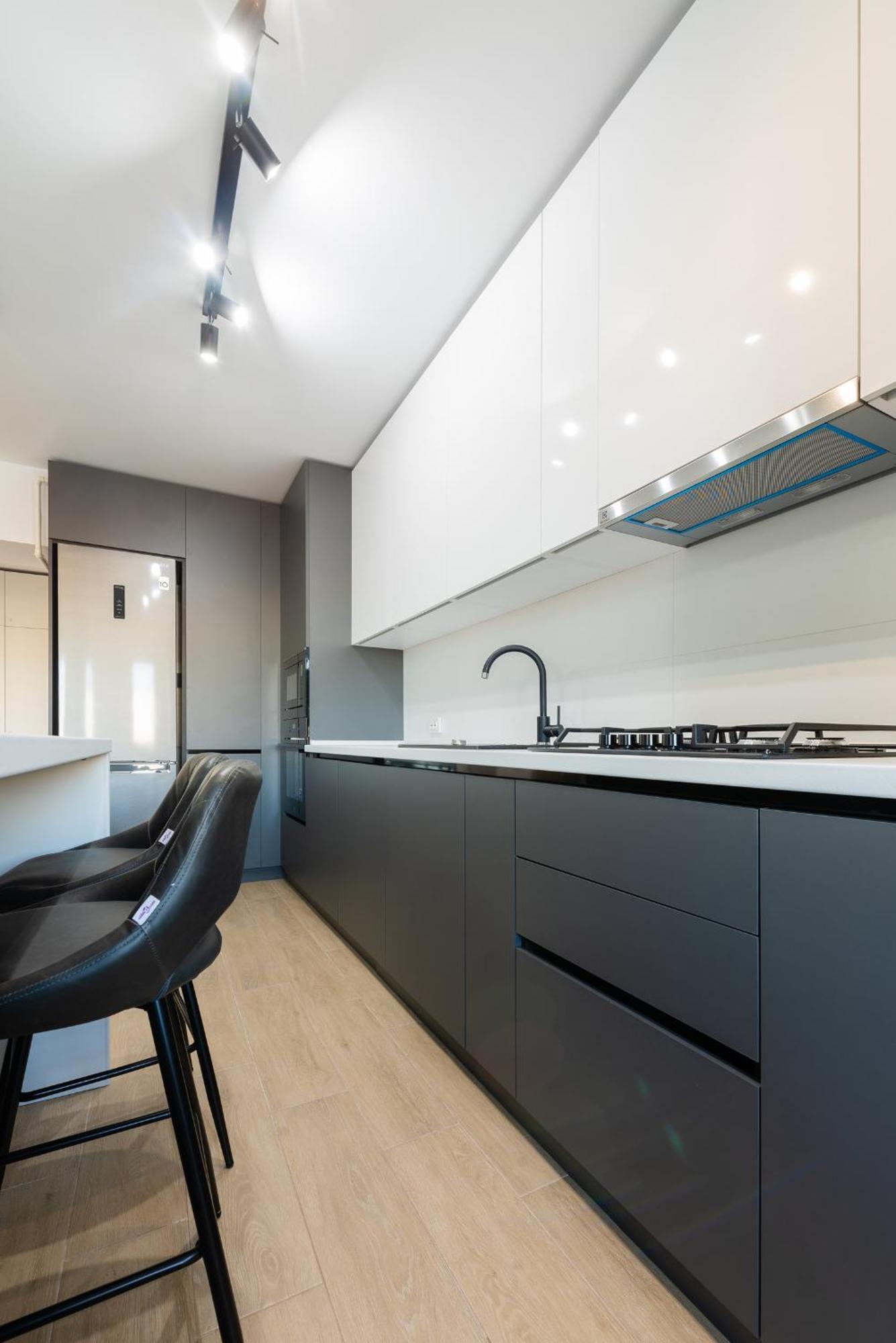 Vanda - Park-View Apartment With Private Balcony Bukareszt Zewnętrze zdjęcie