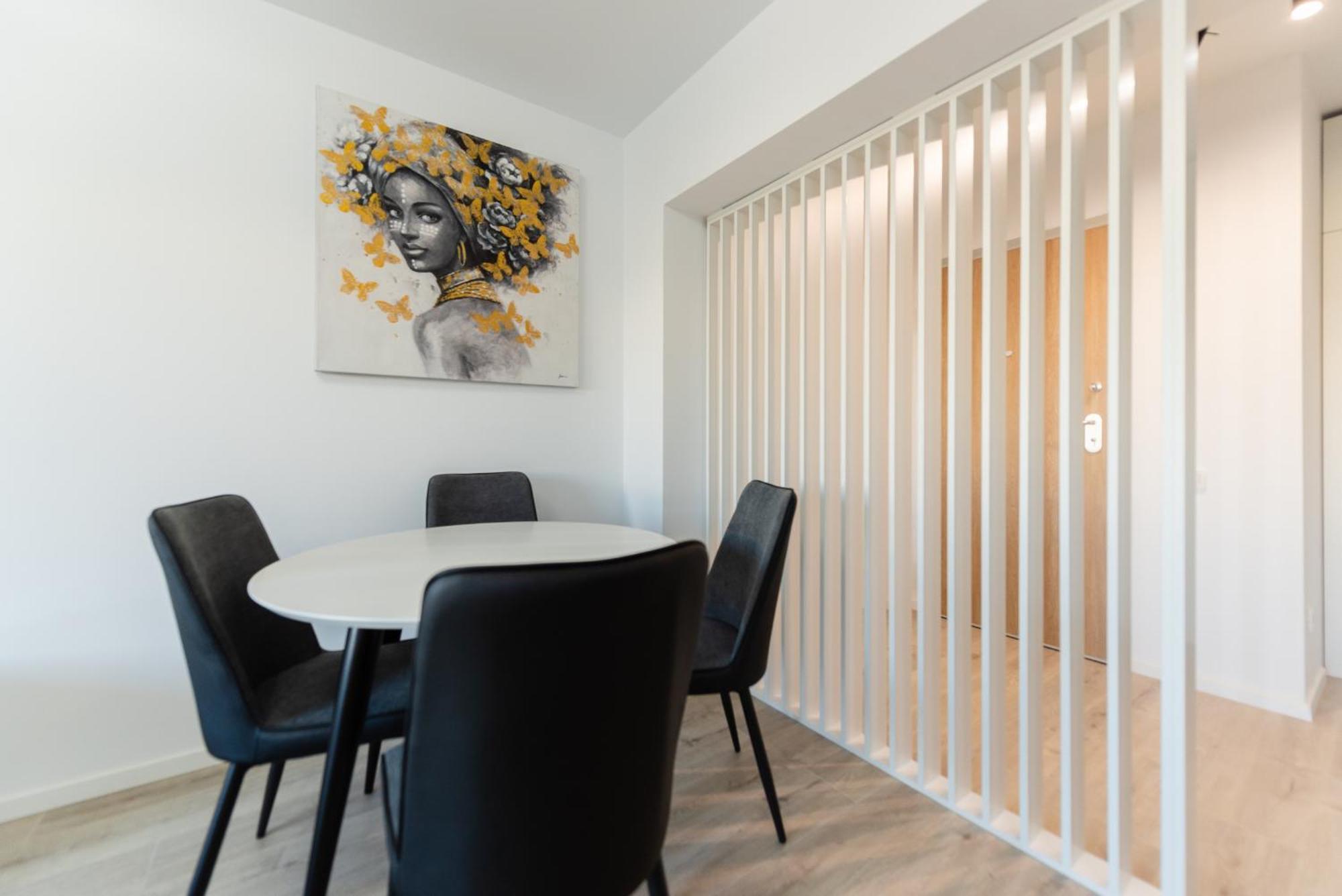 Vanda - Park-View Apartment With Private Balcony Bukareszt Zewnętrze zdjęcie